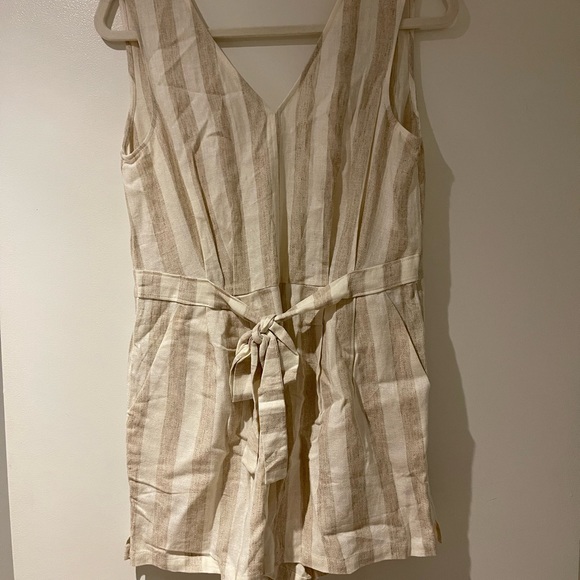 Anne Taylor Loft romper - Picture 3 of 6
